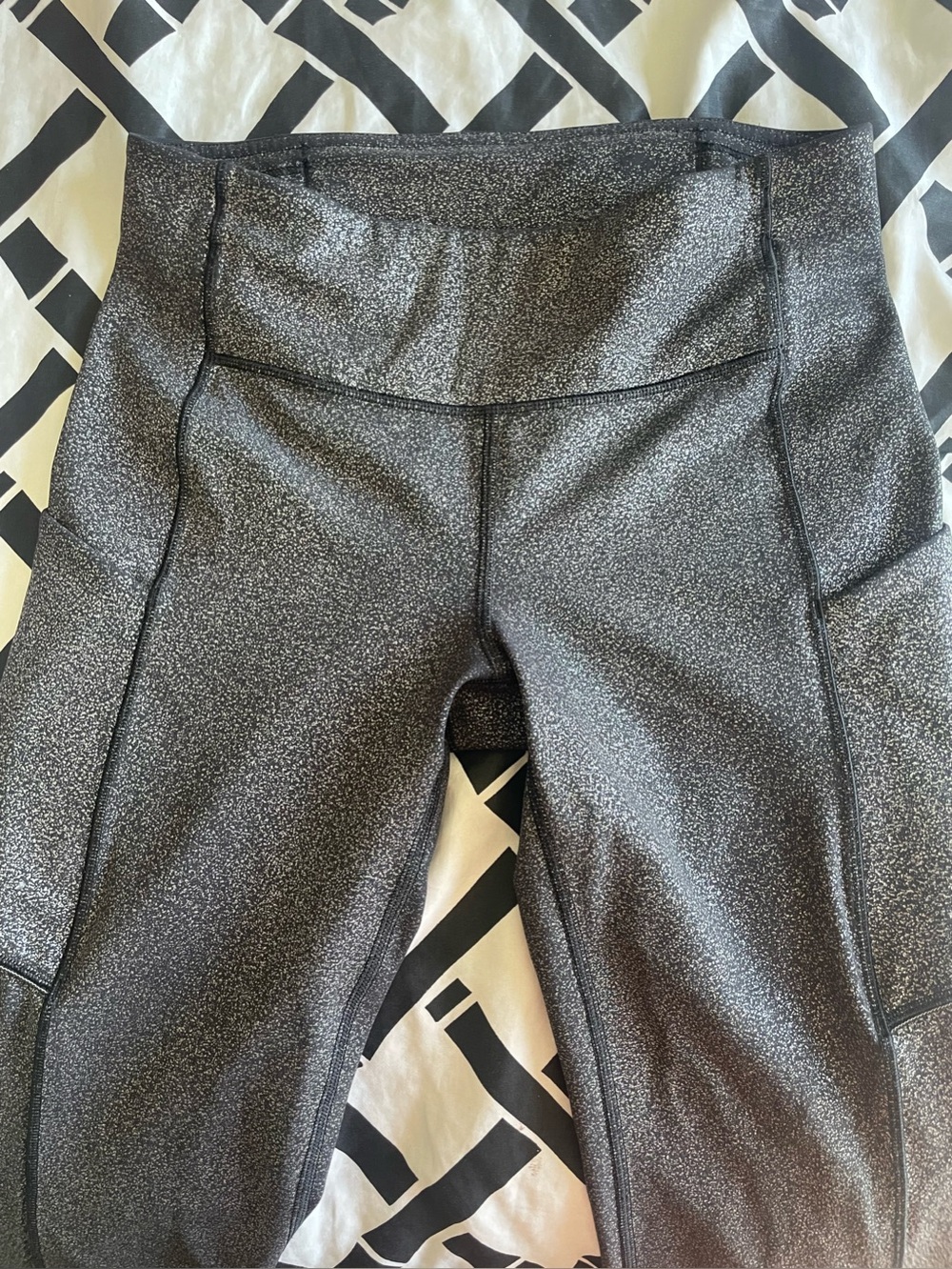NWOT LULULEMON High Waist Gray Leggings - with pockets